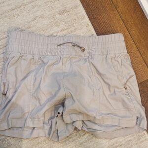 Avalanche Women's Light Gray Cargo Shorts